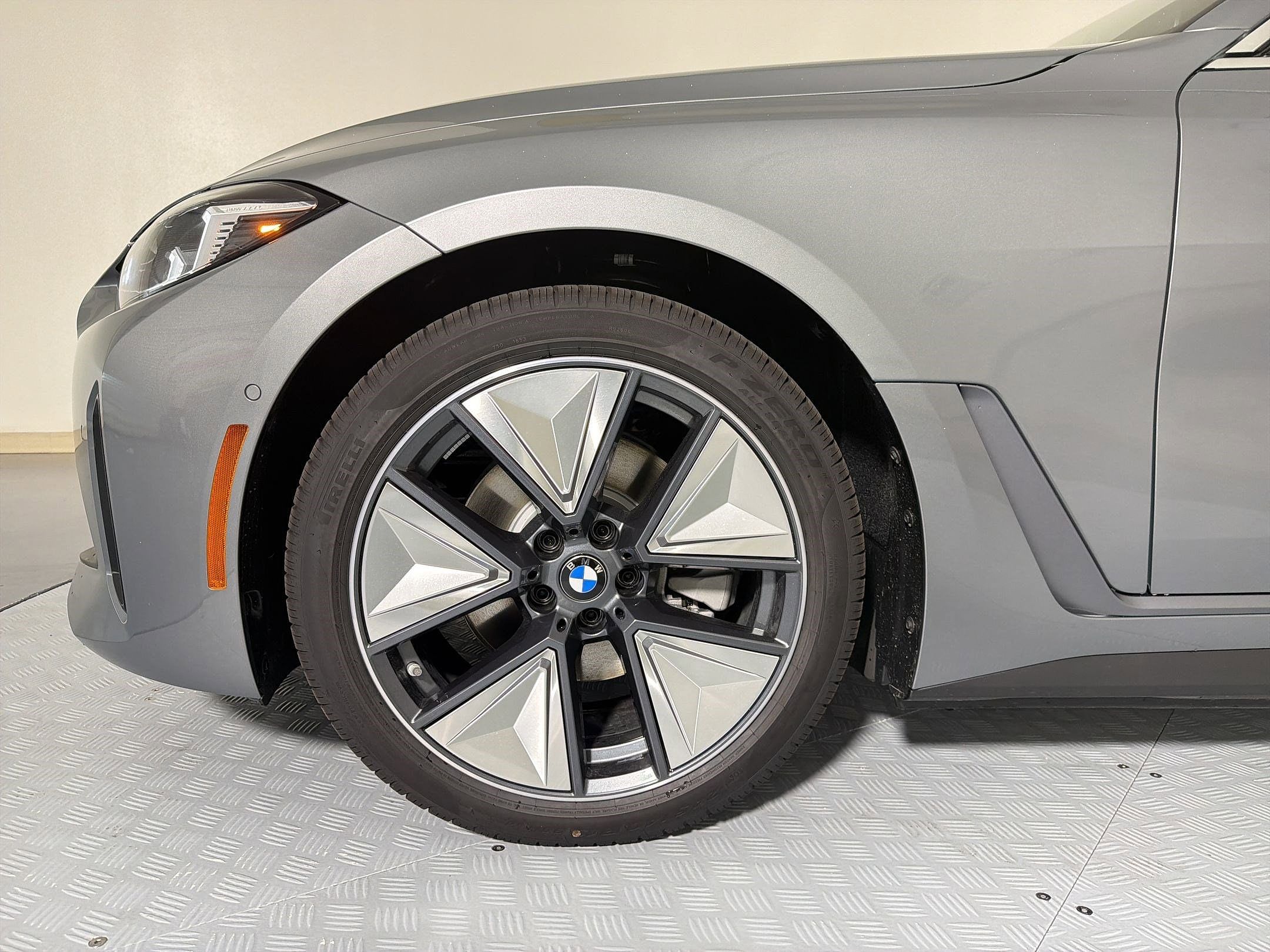 2026 BMW i4