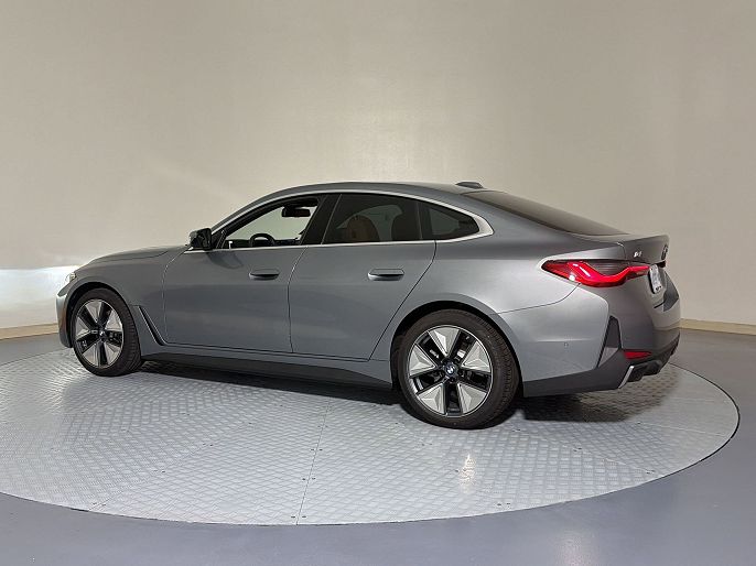 2026 BMW i4