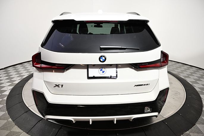 2025 BMW X1