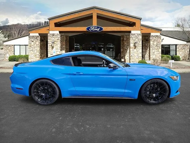 2017 Ford Mustang