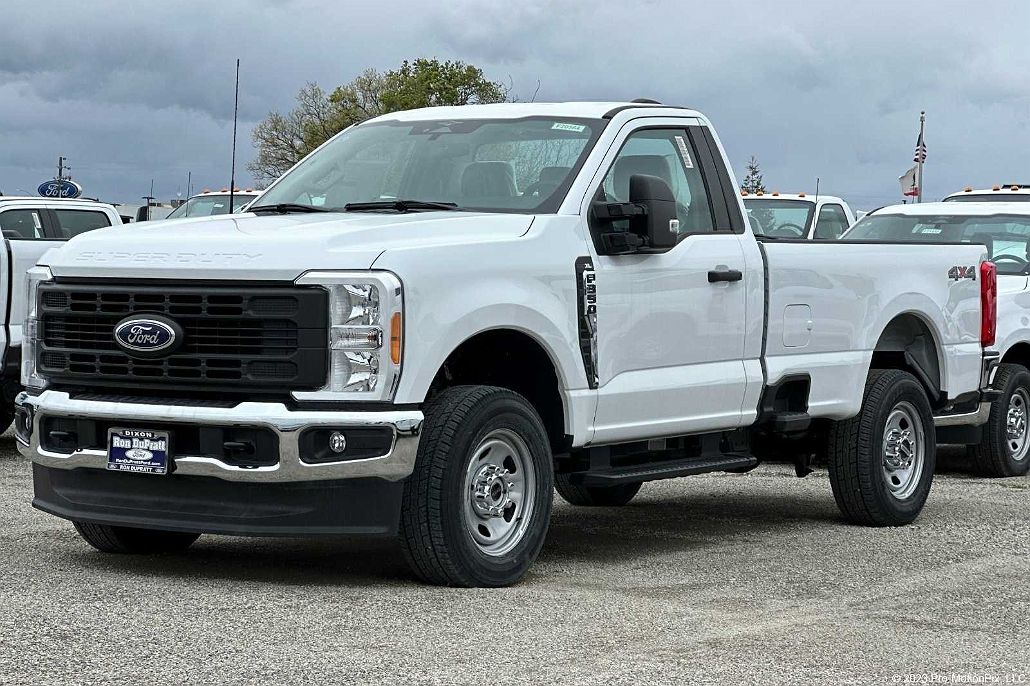 2023 Ford F-350 XL image 0