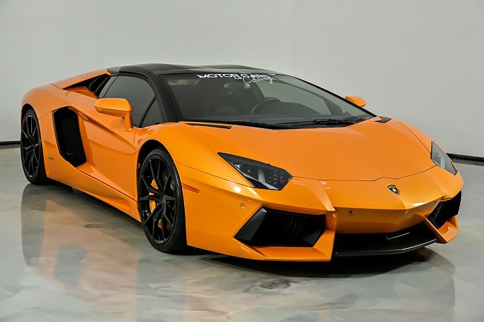 2016 Lamborghini Aventador