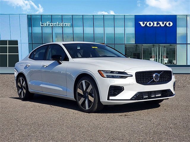 2024 Volvo S60 T8 Ultimate image 2