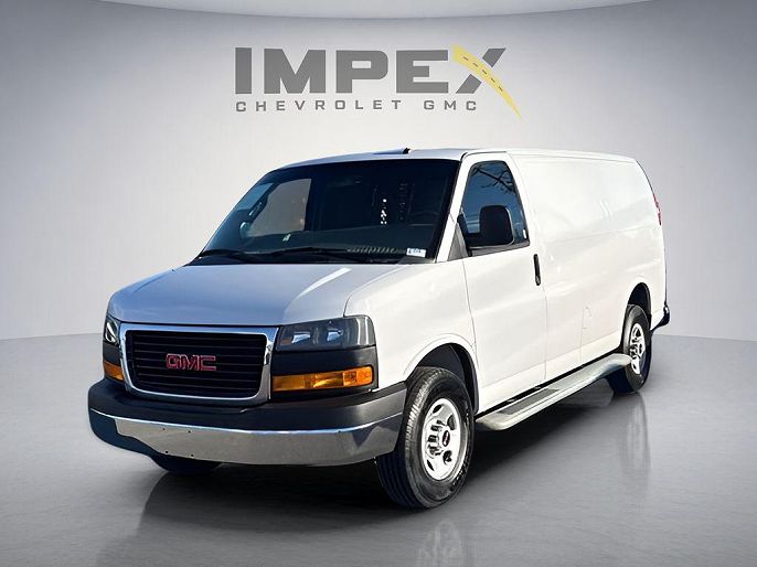 2022 GMC Savana