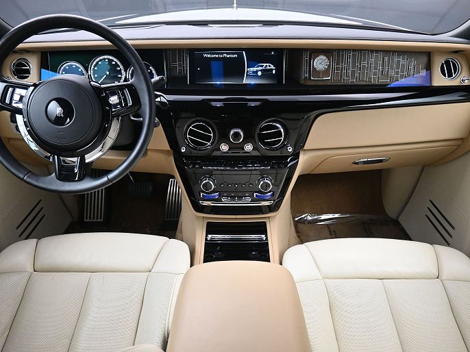 2020 Rolls-Royce Phantom
