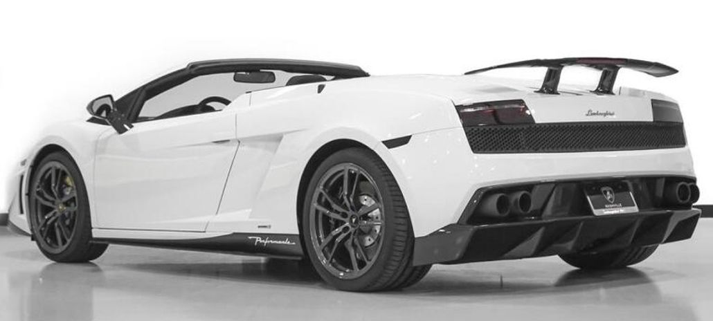2012 Lamborghini Gallardo LP570 image 3