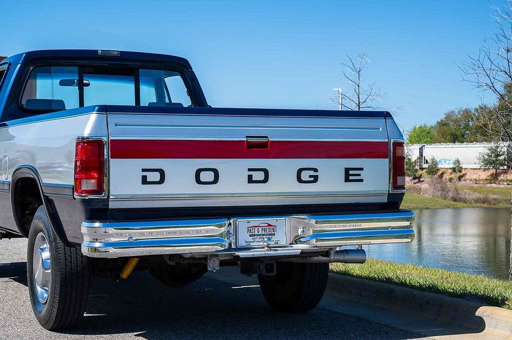 1991 Dodge Ram 250 null image 82