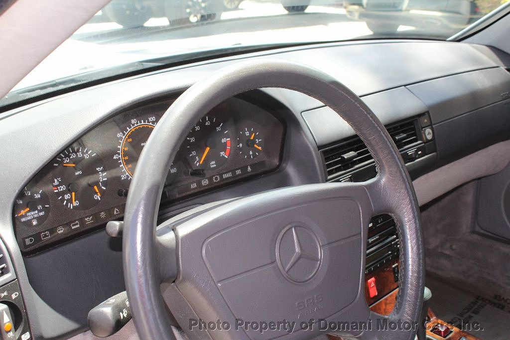 1992 Mercedes-Benz 500 SL image 6
