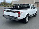2000 Nissan Frontier XE image 8