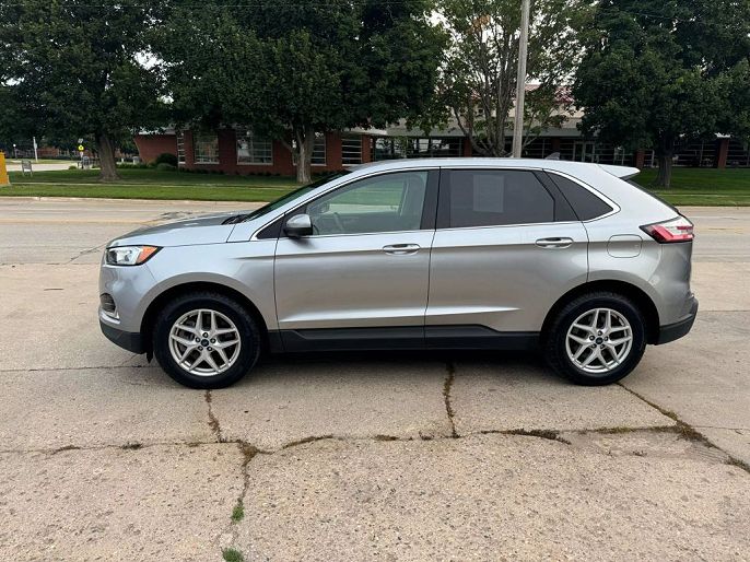 2021 Ford Edge