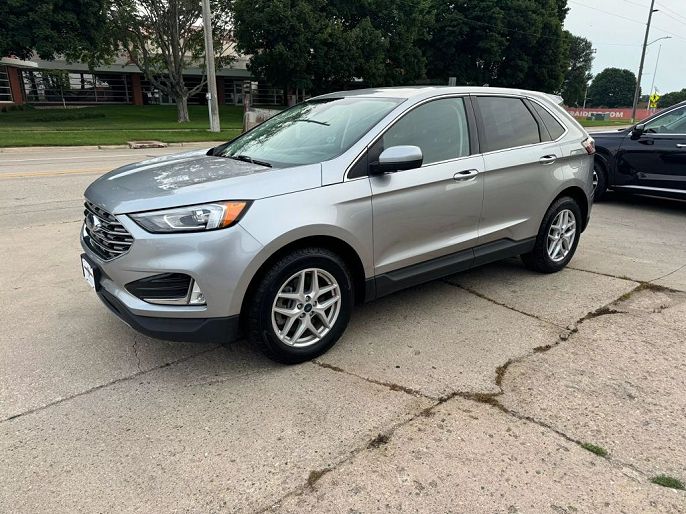 2021 Ford Edge