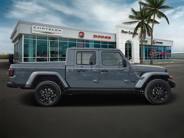 2025 Jeep Gladiator
