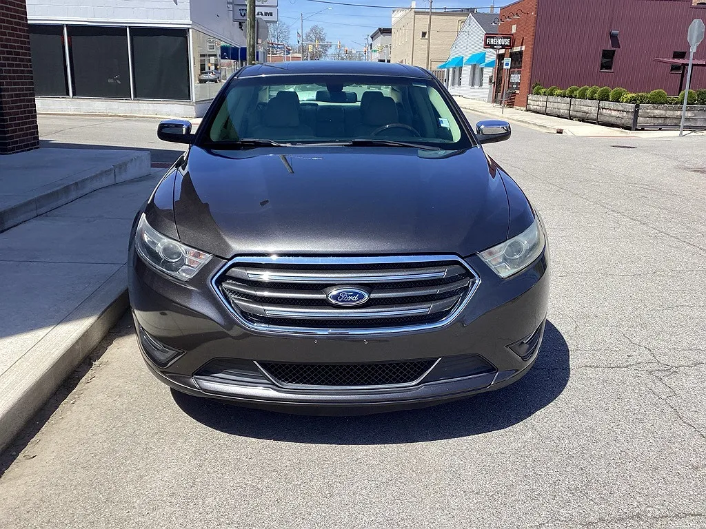 2015 Ford Taurus Limited Edition image 2