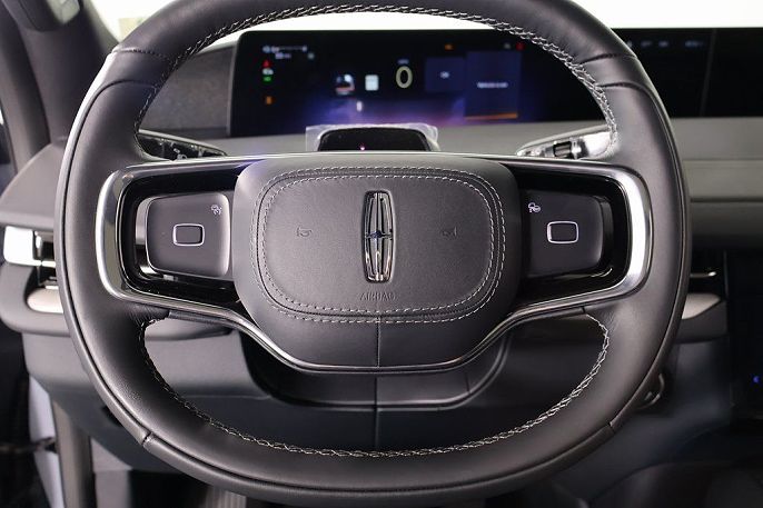 2025 Lincoln Navigator