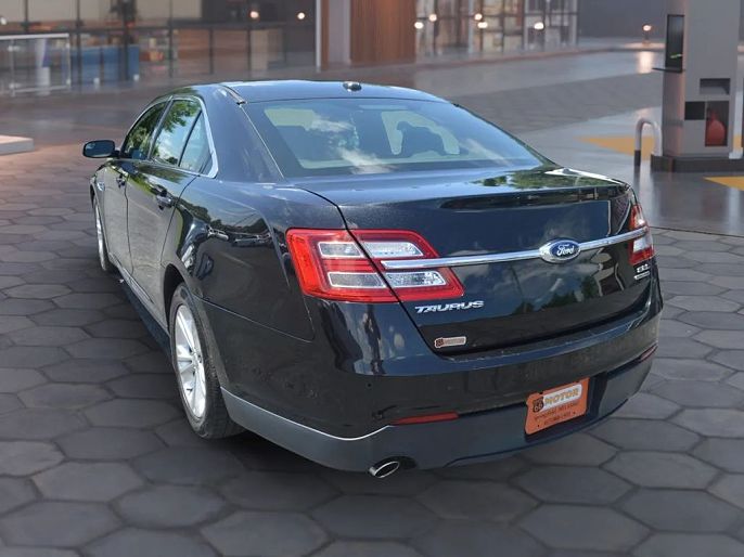2014 Ford Taurus