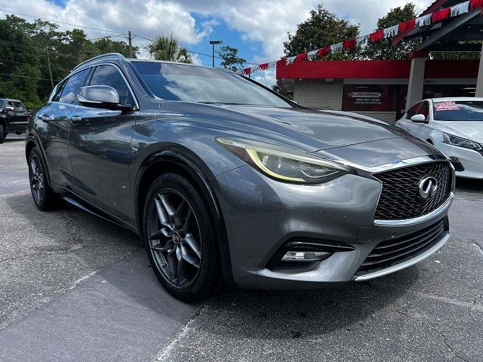 2017 Infiniti QX30