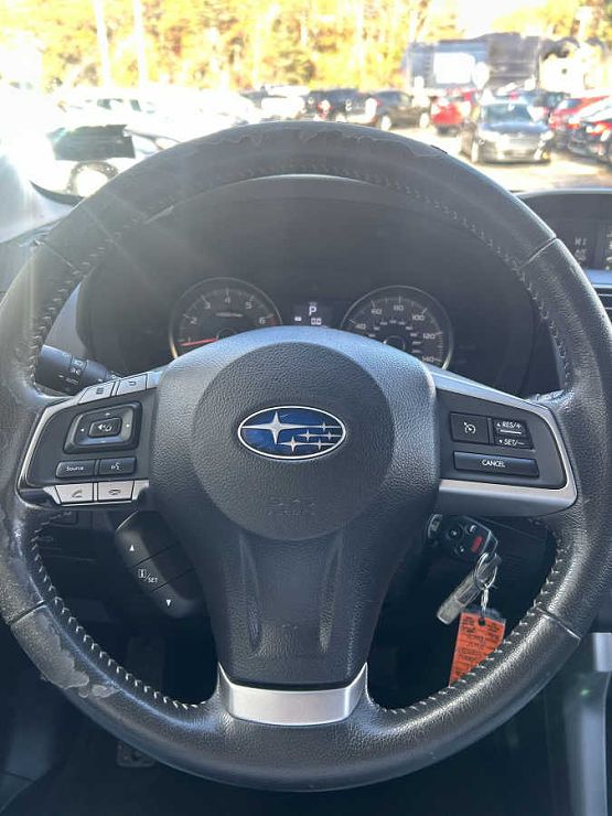 2016 Subaru Forester 2.5i Limited photo 2