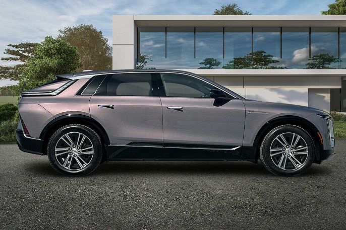 2025 Cadillac Lyriq