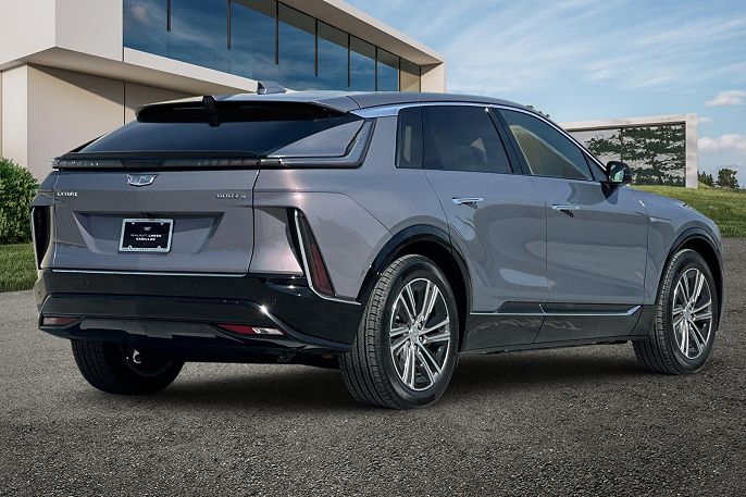2025 Cadillac Lyriq