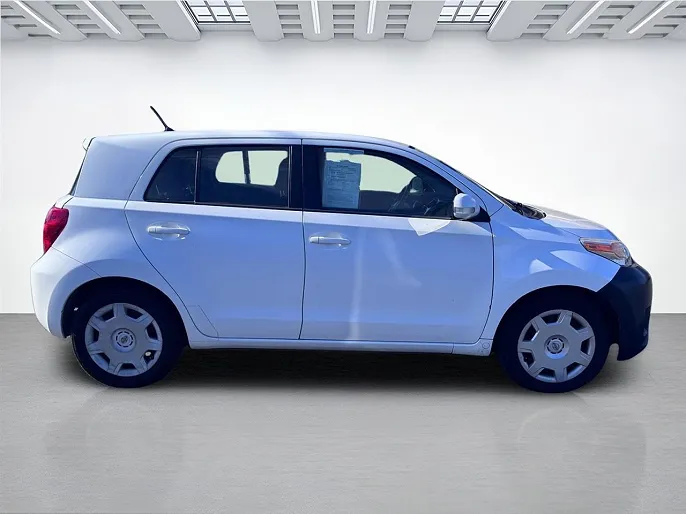 2009 Scion xD