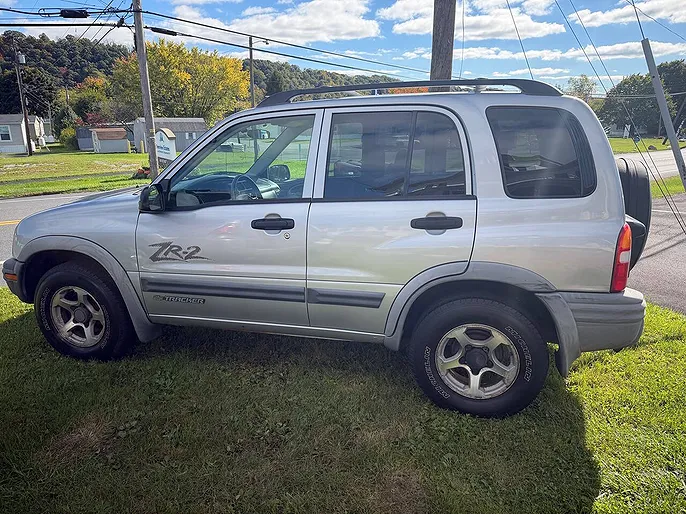2004 Chevrolet Tracker