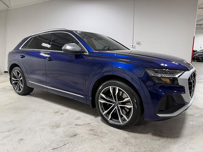 2023 Audi SQ8