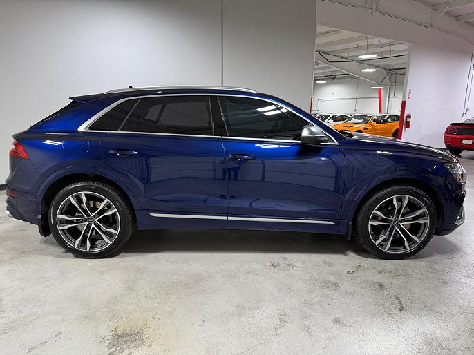 2023 Audi SQ8