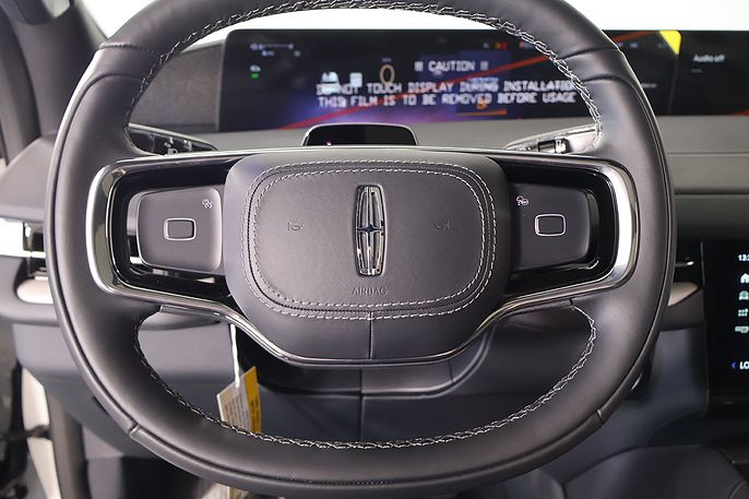 2027 Lincoln Navigator L