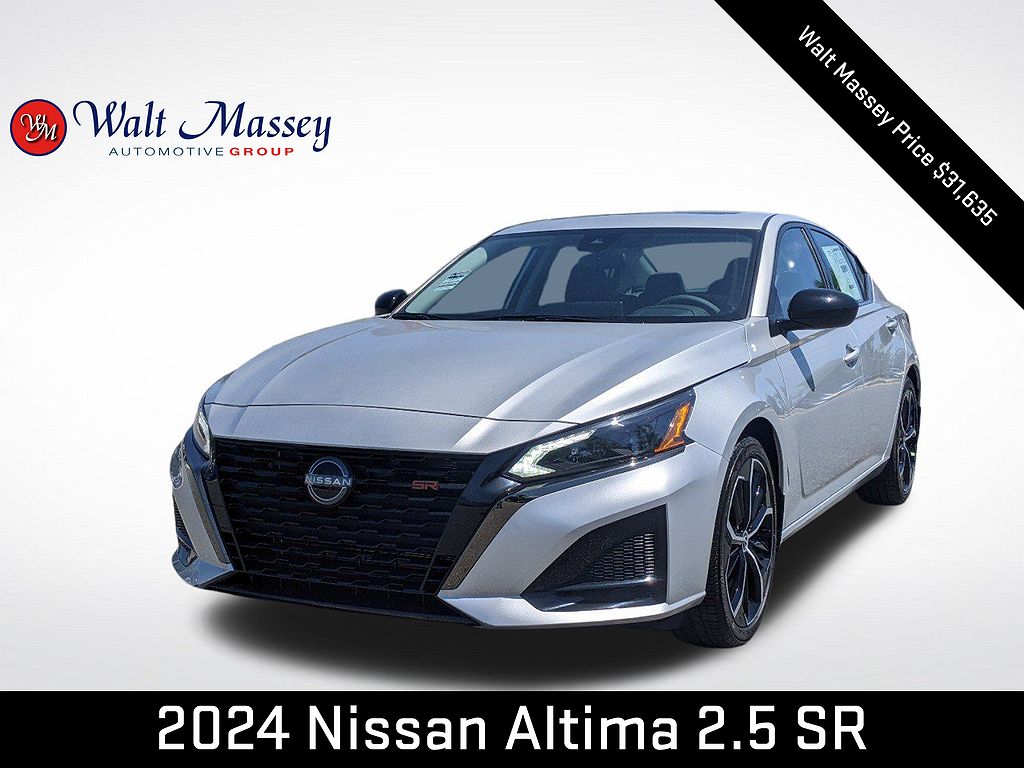 2024 Nissan Altima SR image 1