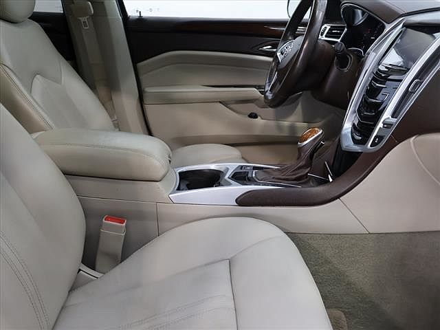 2016 Cadillac SRX Luxury image 3