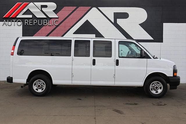 2023 GMC Savana