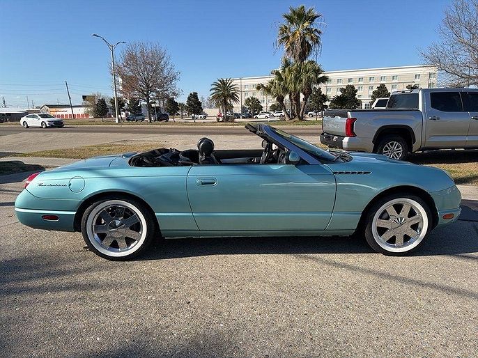 2002 Ford Thunderbird