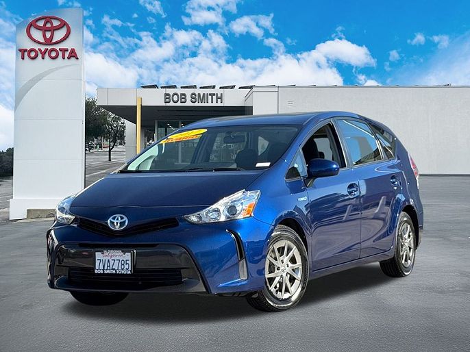 2017 Toyota Prius v