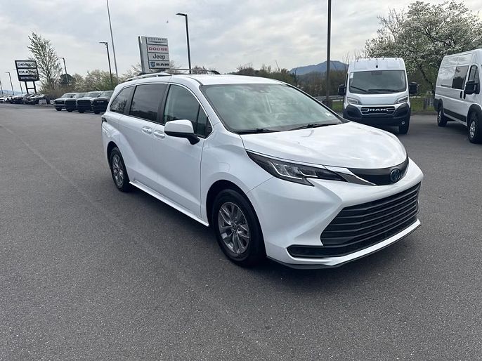2022 Toyota Sienna