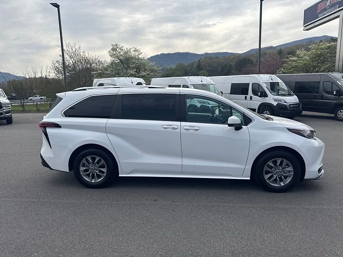 2022 Toyota Sienna
