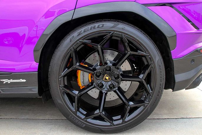 2024 Lamborghini Urus
