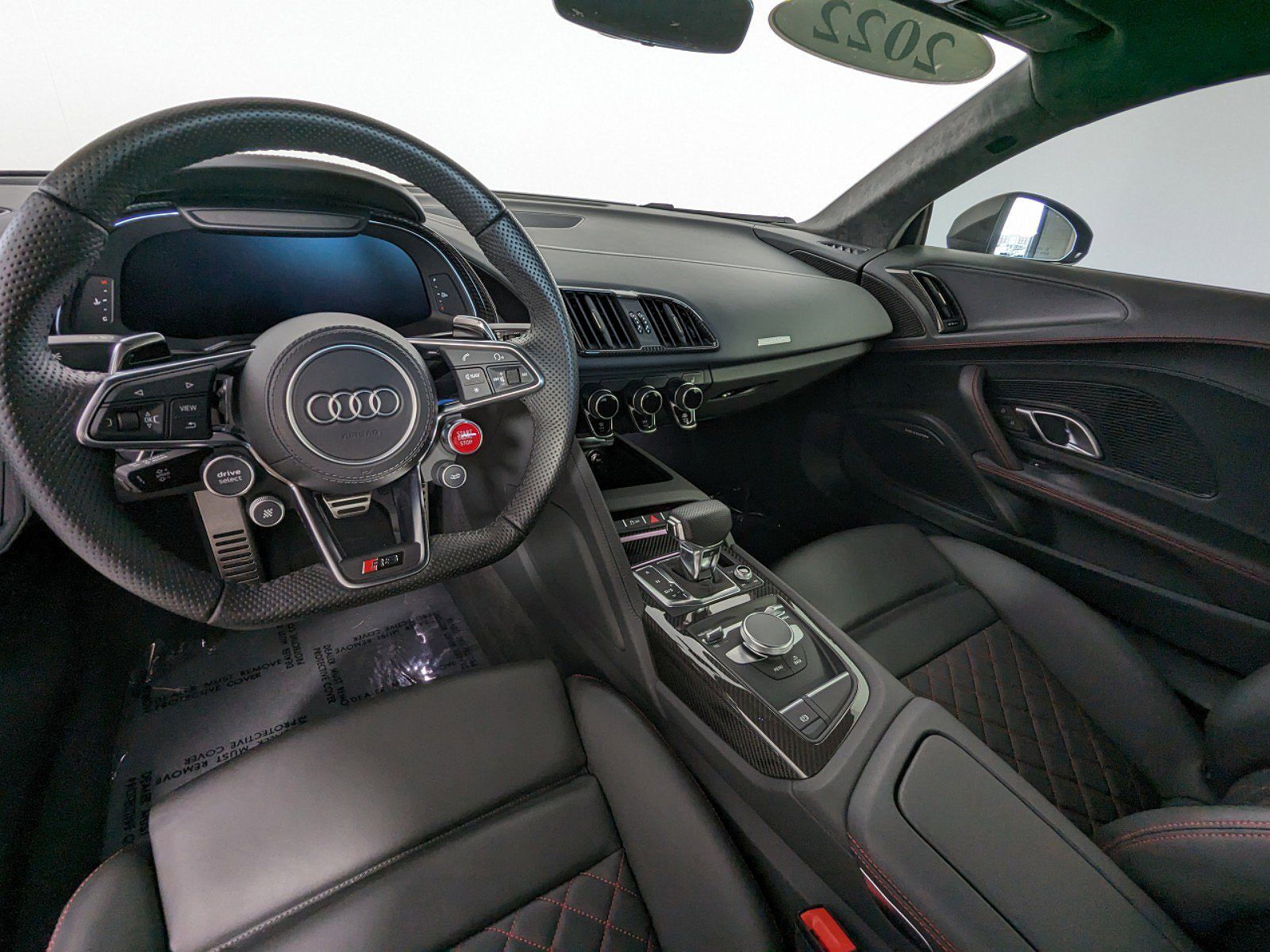 2022 Audi R8 5.2 image 13