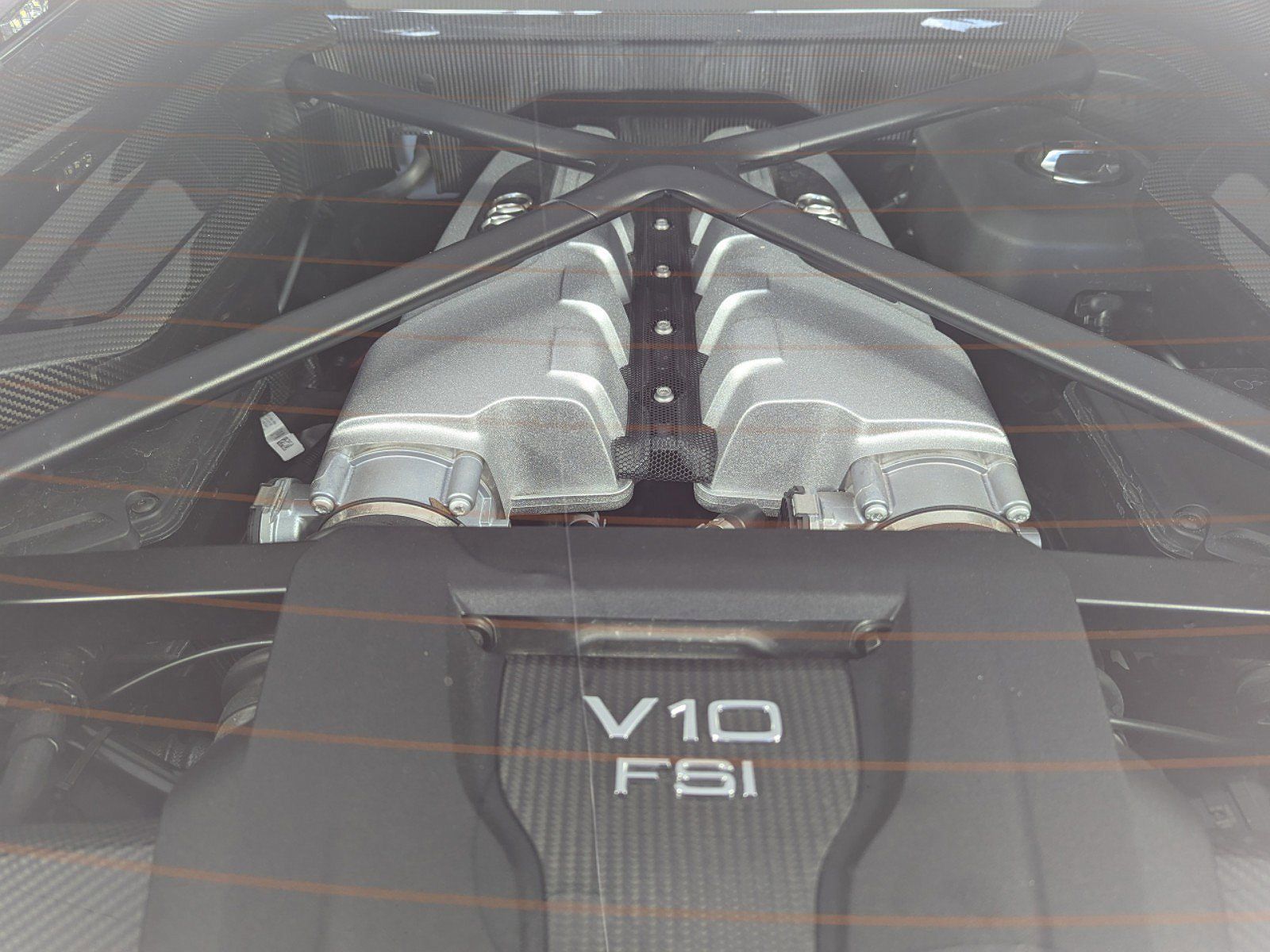 2022 Audi R8 5.2 image 20