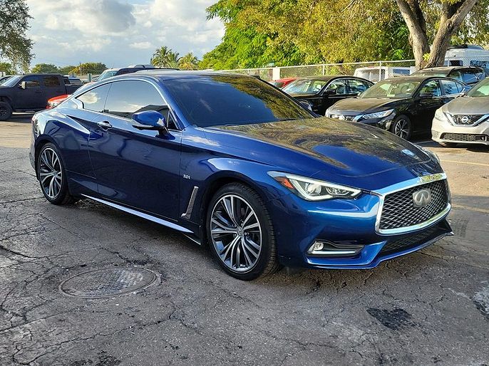 2017 Infiniti Q60