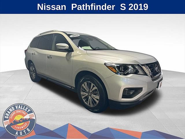 2019 Nissan Pathfinder S image 0