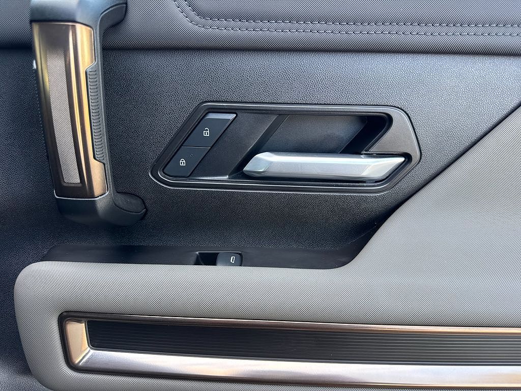 2025 GMC Hummer EV