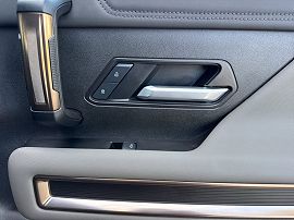 2025 GMC Hummer EV