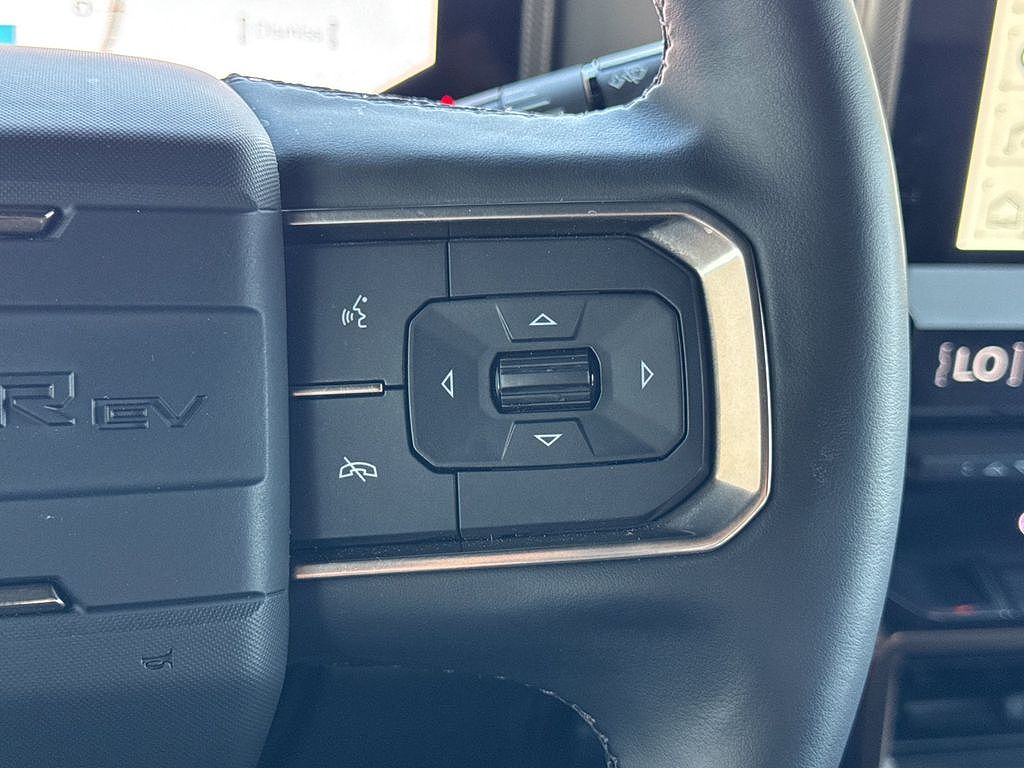 2025 GMC Hummer EV