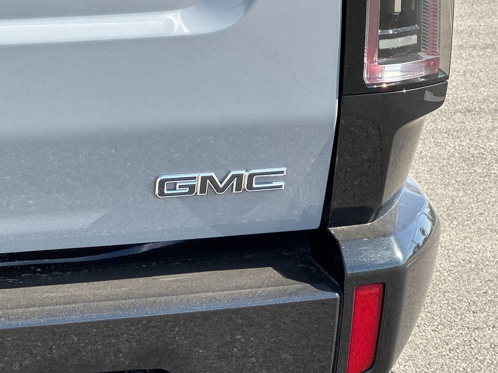 2025 GMC Hummer EV