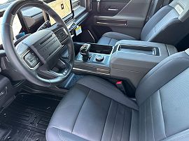 2025 GMC Hummer EV