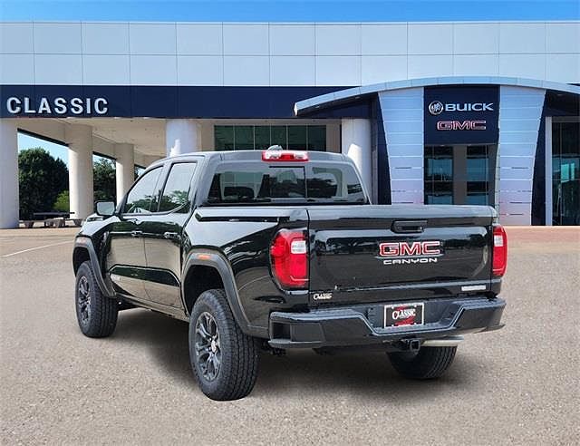 2024 GMC Canyon