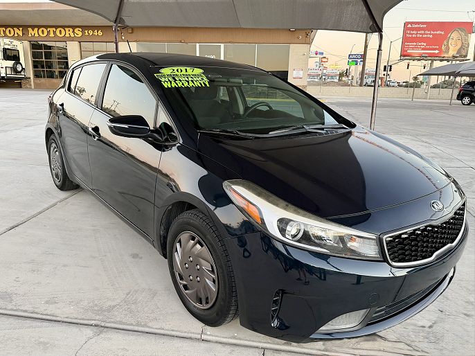 2017 Kia Forte5