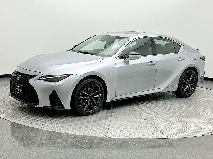 2023 Lexus IS