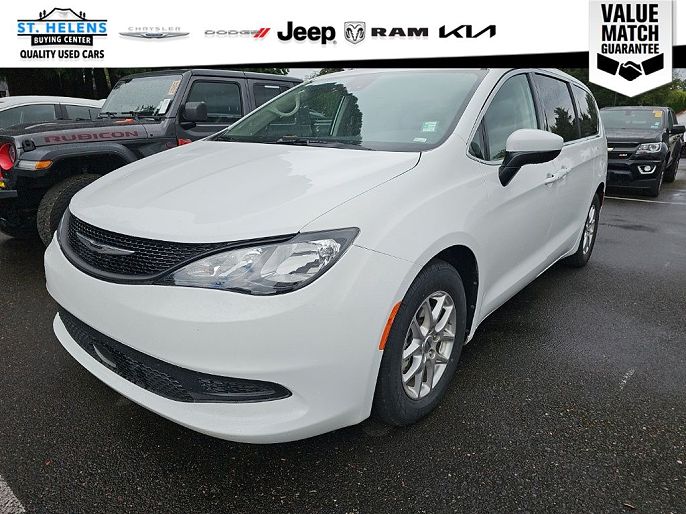 2023 Chrysler Voyager