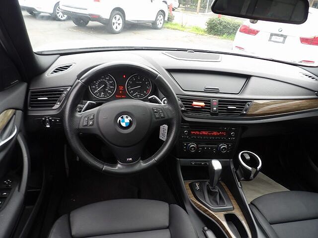 2015 BMW X1 xDrive35i image 4